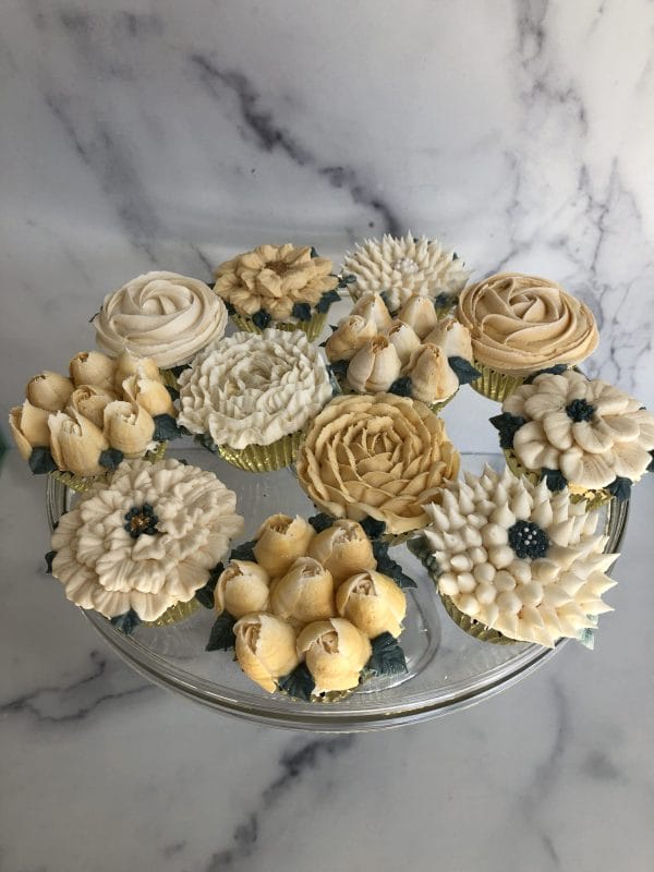 Buttercream Floral Cupcakes - Image 2